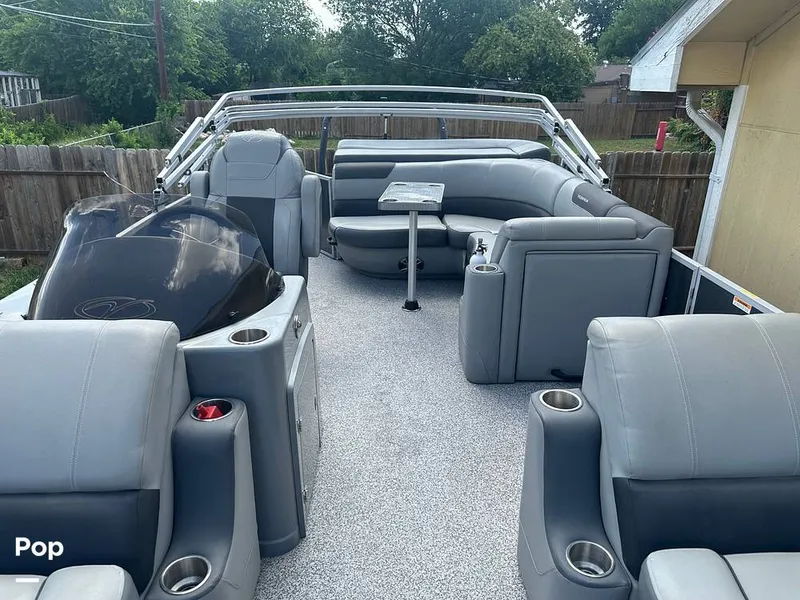 Slide: The Image of Veranda VR20L 2019 - 16563209