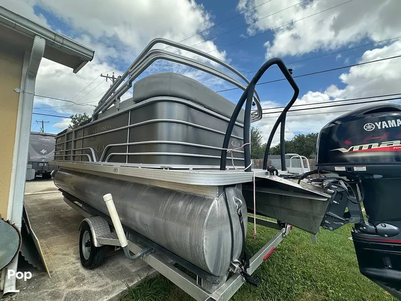 Slide: The Image of Veranda VR20L 2019 - 16563031