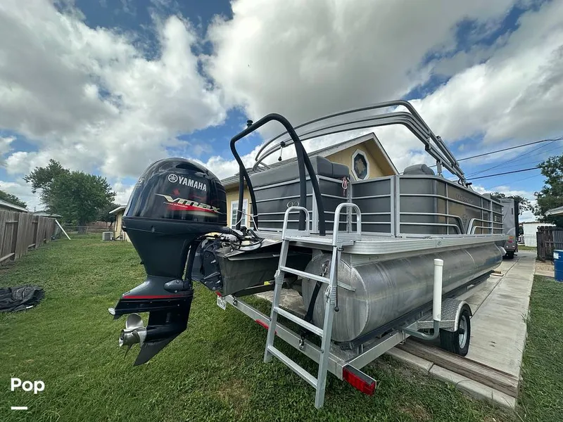 Slide: The Image of Veranda VR20L 2019 - 16563027