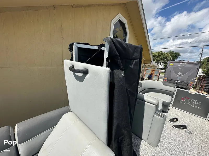 Slide: The Image of Veranda VR20L 2019 - 16563051