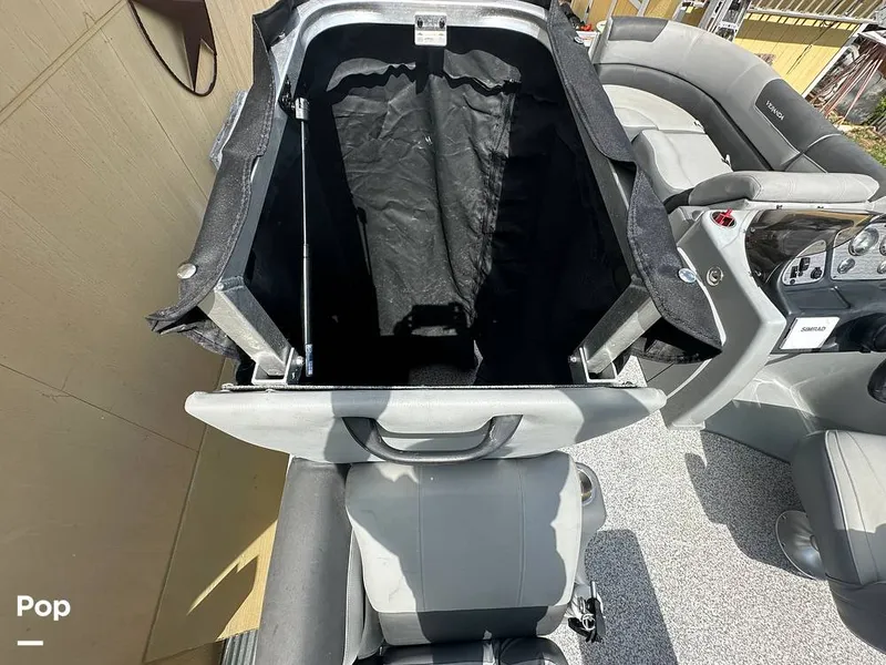 Slide: The Image of Veranda VR20L 2019 - 16563053