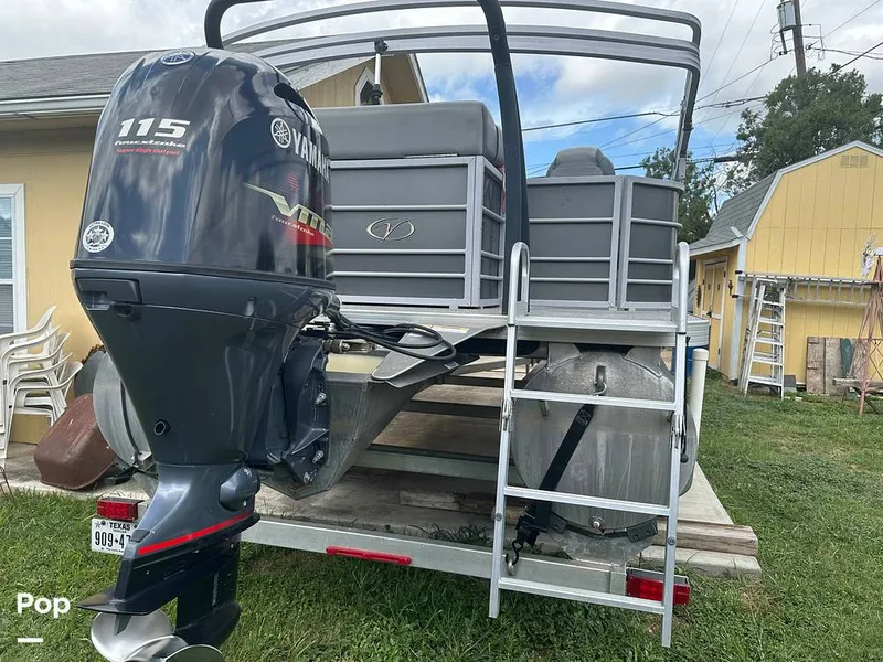Slide: The Image of Veranda VR20L 2019 - 16563028