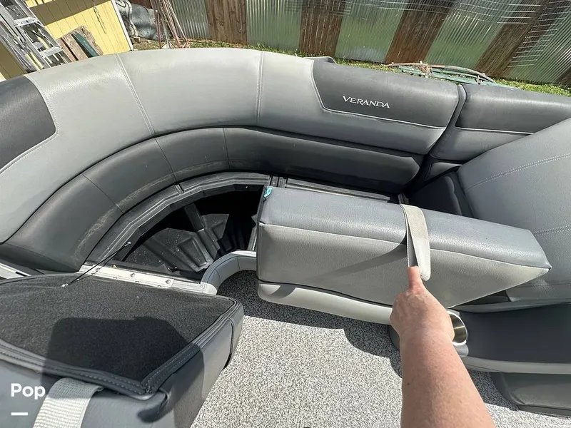 Slide: The Image of Veranda VR20L 2019 - 16563046