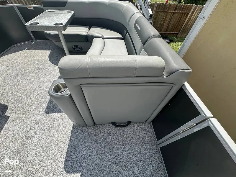 Slide: The Image of Veranda VR20L 2019 - 16563049