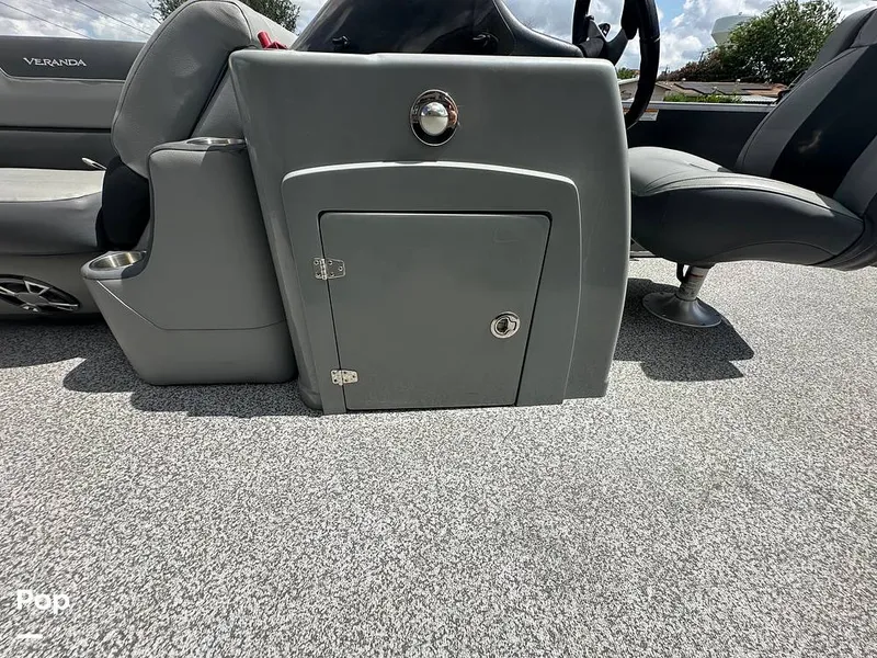 Slide: The Image of Veranda VR20L 2019 - 16563193