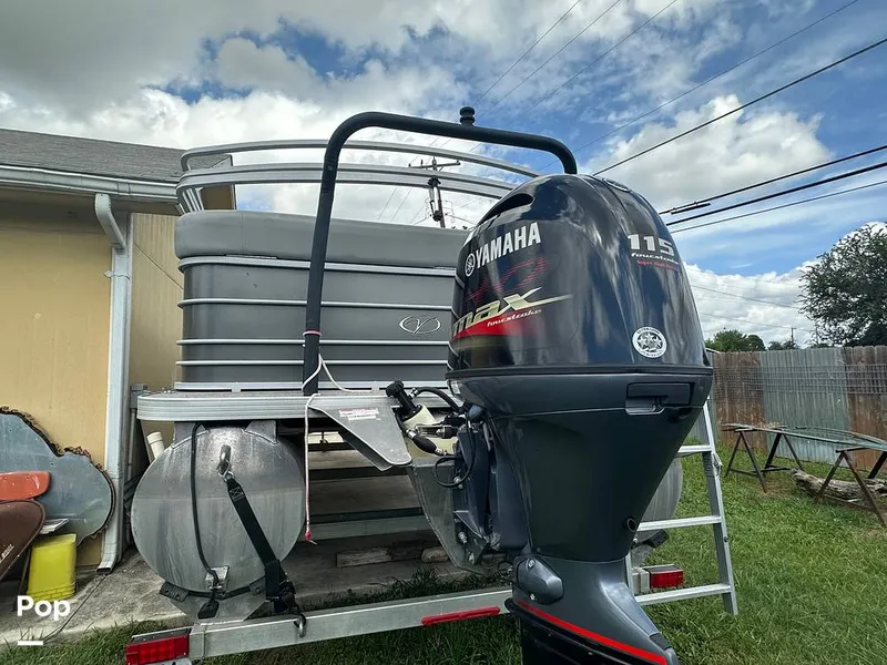 Slide: The Image of Veranda VR20L 2019 - 16563030