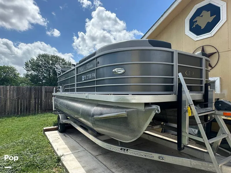 Slide: The Image of Veranda VR20L 2019 - 16563265