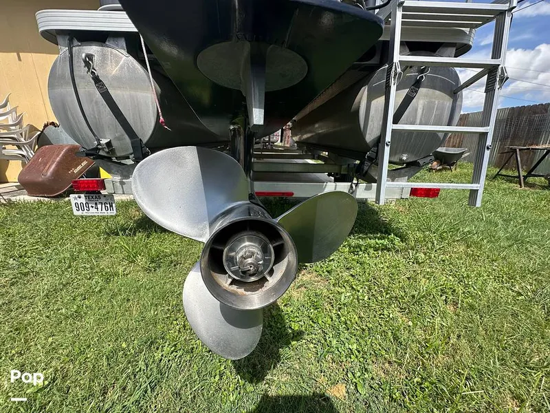 Slide: The Image of Veranda VR20L 2019 - 16563228