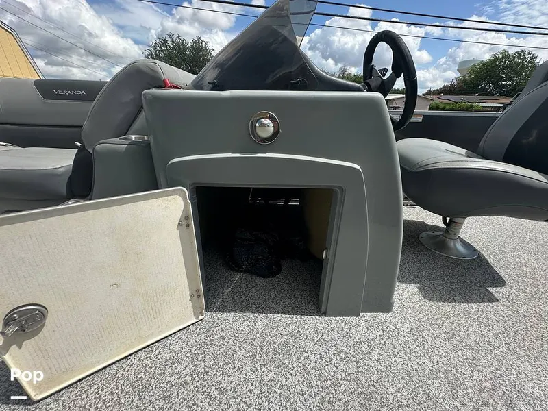 Slide: The Image of Veranda VR20L 2019 - 16563191