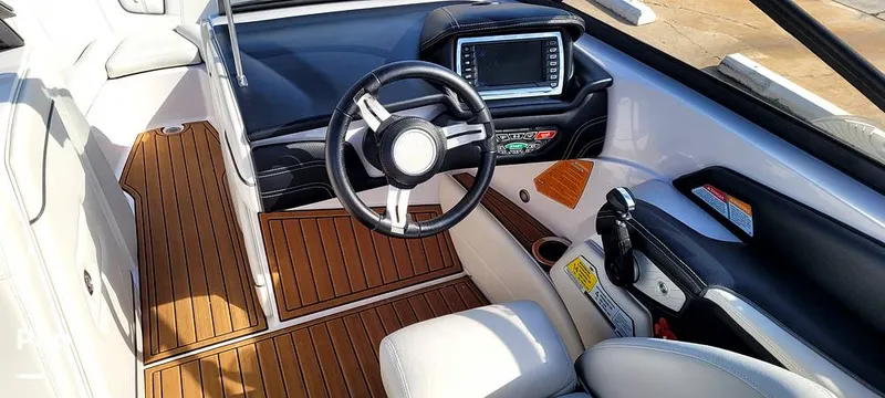 Slide: The Image of Nautique G21 2015 - 16422242