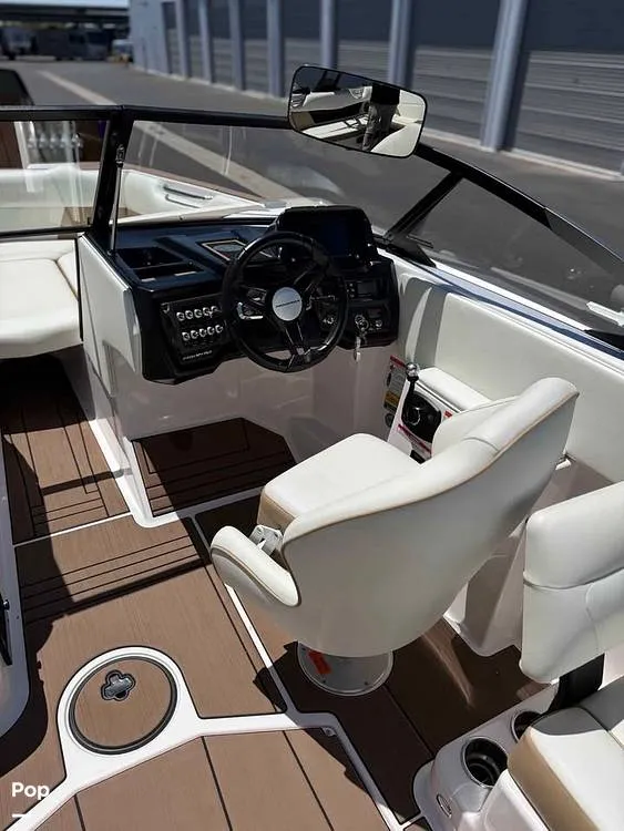 Slide: The Image of Moomba Max 24 2021 - 16465362