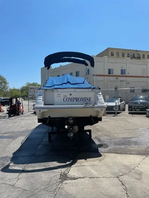 Slide: The Image of Sea Ray 270 SUNDANCER 1996 - 19