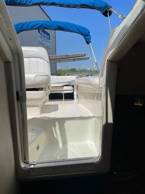 Slide: The Image of Sea Ray 270 SUNDANCER 1996 - 20