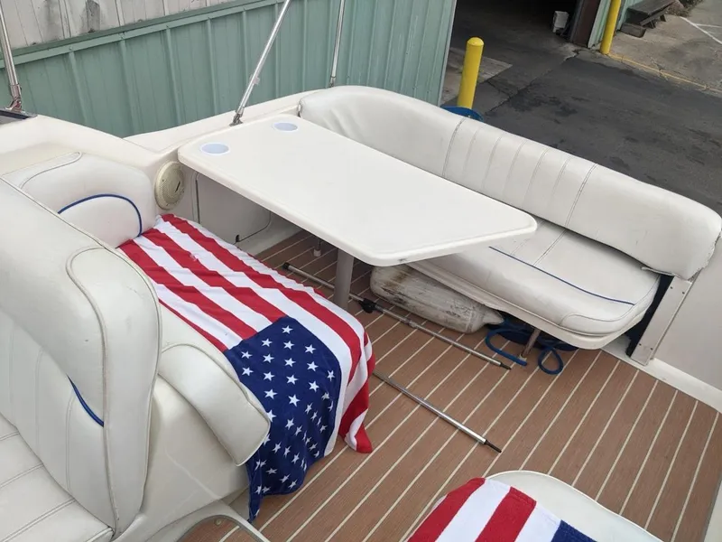 Slide: The Image of Sea Ray 270 SUNDANCER 1996 - 9