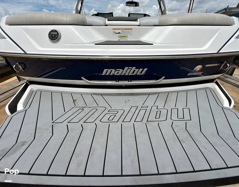 Slide: The Image of Malibu Wakesetter 23 LSV 2013 - 16450729