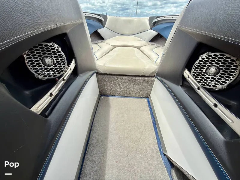 Slide: The Image of Malibu Wakesetter 23 LSV 2013 - 16450744