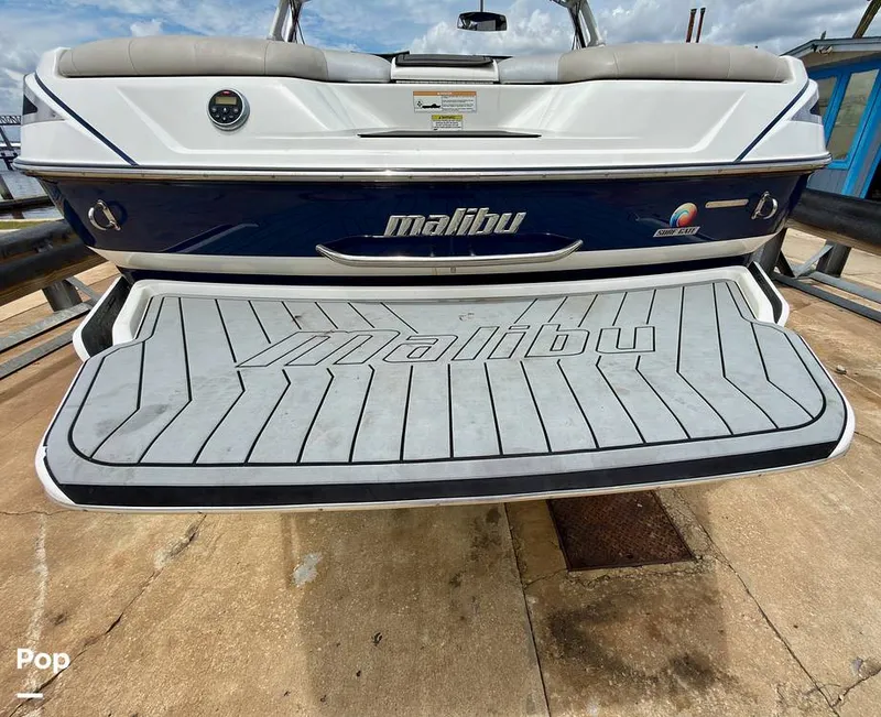 Slide: The Image of Malibu Wakesetter 23 LSV 2013 - 16450759
