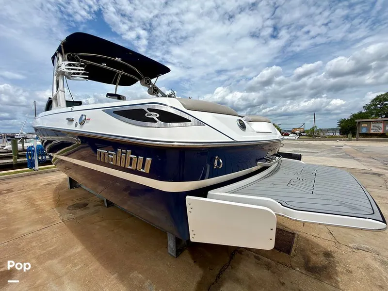Slide: The Image of Malibu Wakesetter 23 LSV 2013 - 16450765