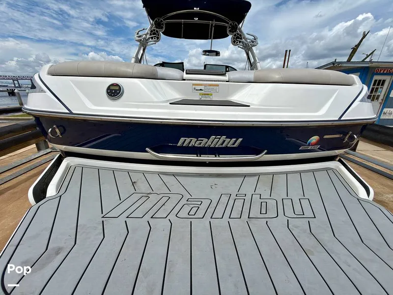 Slide: The Image of Malibu Wakesetter 23 LSV 2013 - 16450777