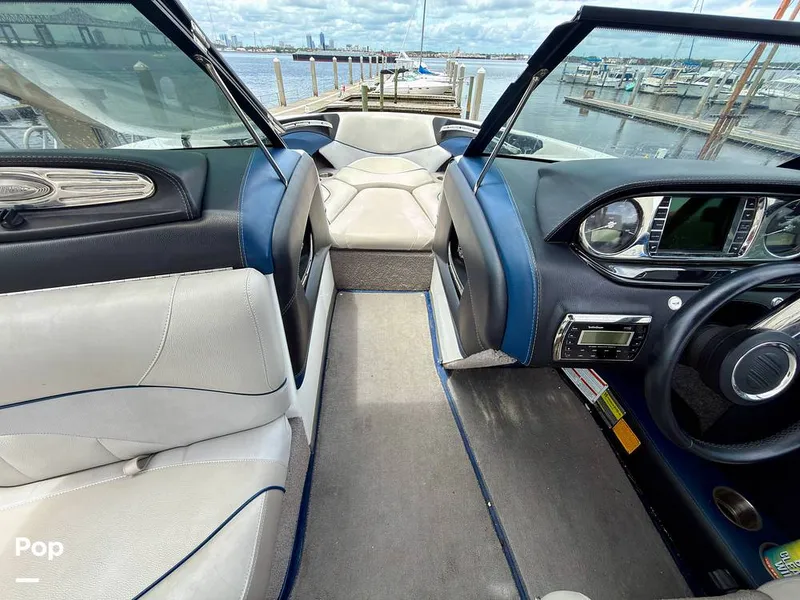Slide: The Image of Malibu Wakesetter 23 LSV 2013 - 16450803