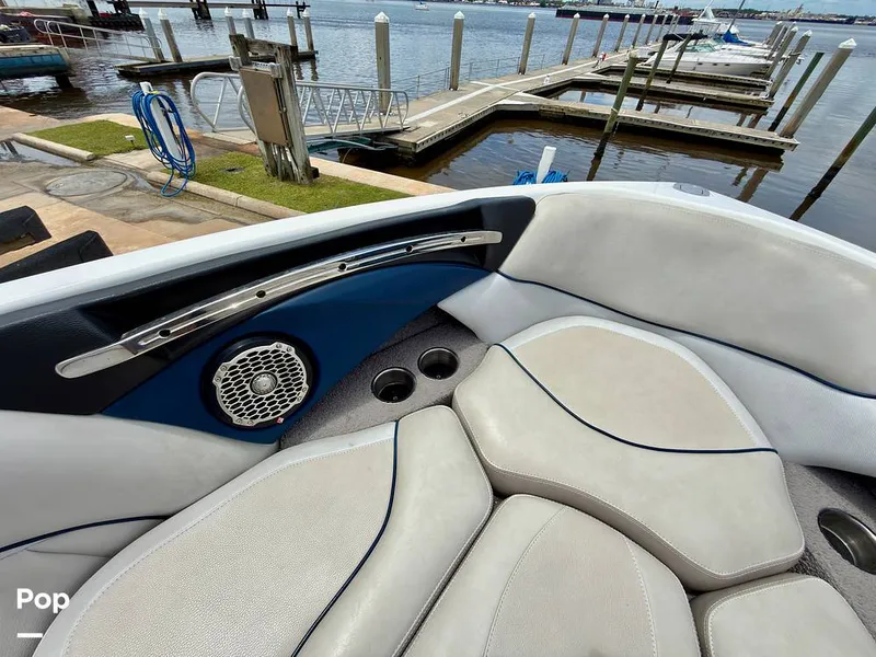 Slide: The Image of Malibu Wakesetter 23 LSV 2013 - 16450808