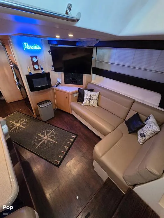 Slide: The Image of Carver Yachts 350 Mariner 1998 - 16582466