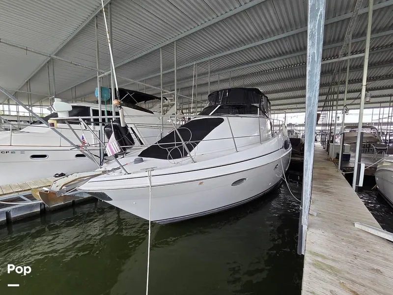 Slide: The Image of Carver Yachts 350 Mariner 1998 - 16582454