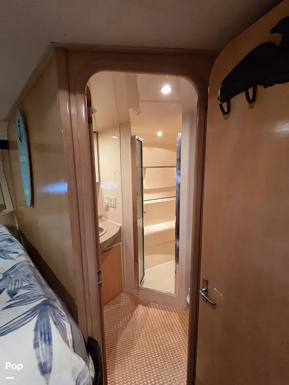 Slide: The Image of Carver Yachts 350 Mariner 1998 - 16582458
