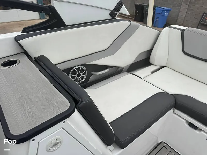 Slide: The Image of Yamaha 252SD 2023 - 16373623