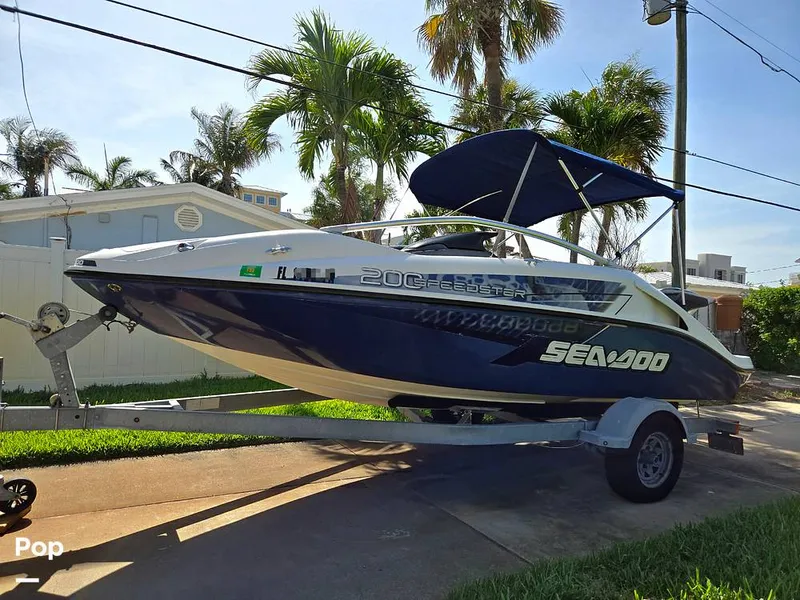 Slide: The Image of Sea-Doo 200 Speedster 2008 - 16450407