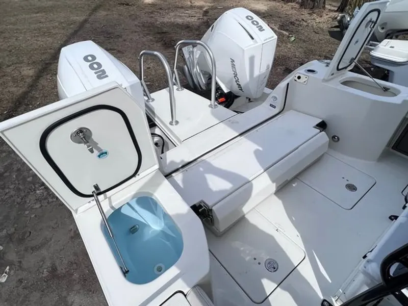 Slide: The Image of World Cat 260CC 2023 - 20