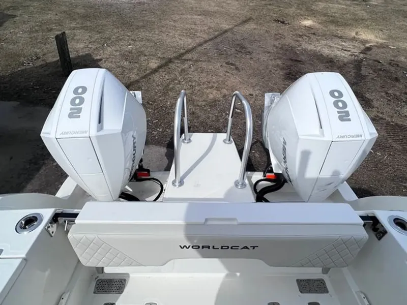 Slide: The Image of World Cat 260CC 2023 - 23