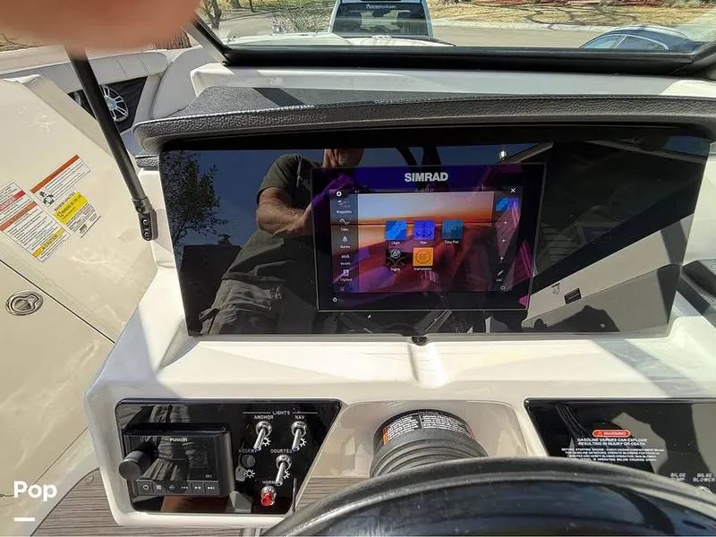 Slide: The Image of Sea Ray SPX210 2022 - 16370632