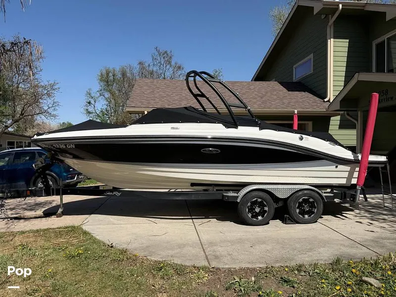 Slide: The Image of Sea Ray SPX210 2022 - 16370636