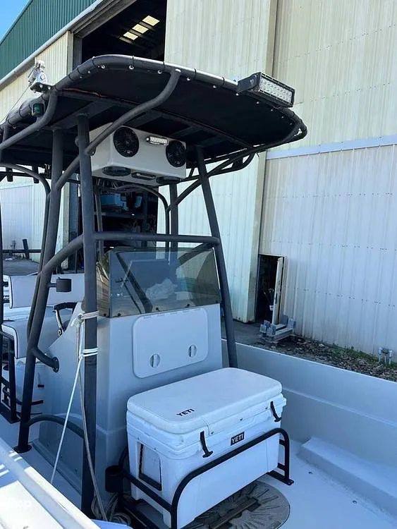Slide: The Image of Boston Whaler Guardian 250 1992 - 16371232