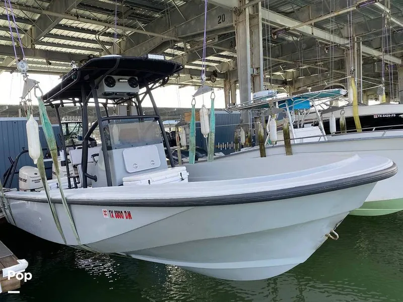 Slide: The Image of Boston Whaler Guardian 250 1992 - 16371220