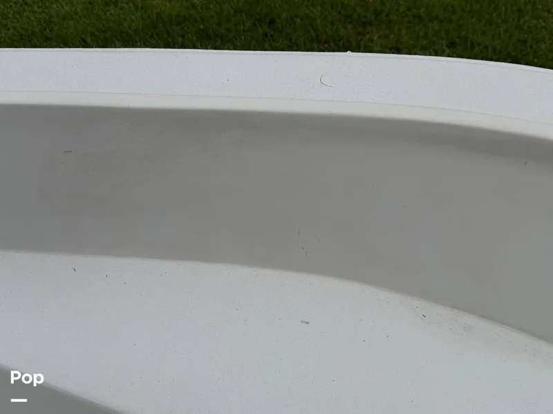 Slide: The Image of Boston Whaler Guardian 250 1992 - 16394262
