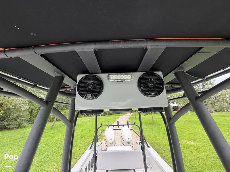 Slide: The Image of Boston Whaler Guardian 250 1992 - 16394280