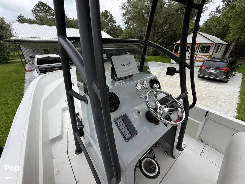 Slide: The Image of Boston Whaler Guardian 250 1992 - 16394295