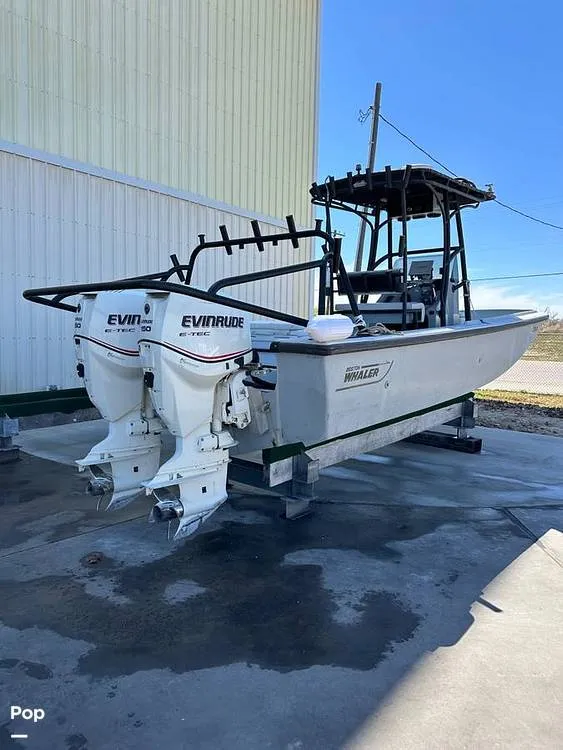Slide: The Image of Boston Whaler Guardian 250 1992 - 16371224