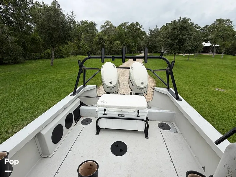 Slide: The Image of Boston Whaler Guardian 250 1992 - 16394296