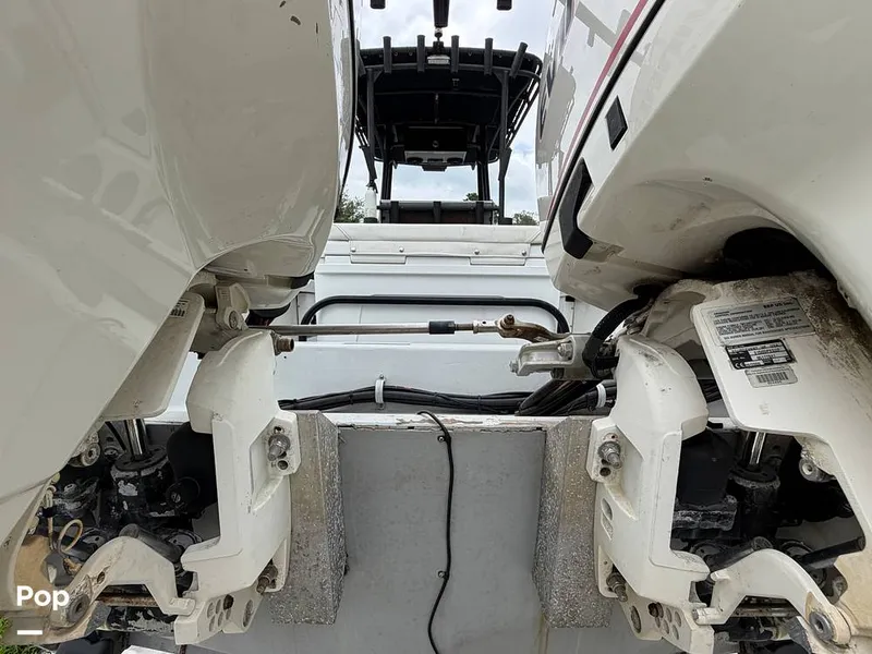Slide: The Image of Boston Whaler Guardian 250 1992 - 16394306