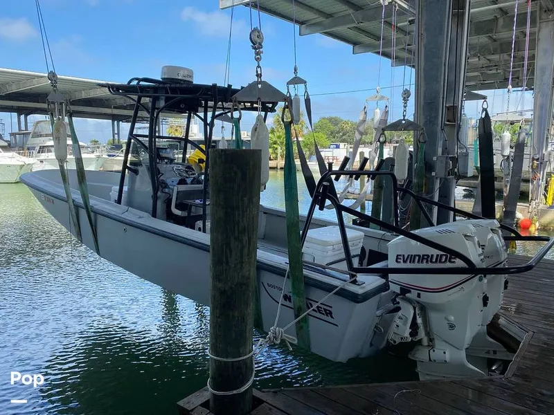 Slide: The Image of Boston Whaler Guardian 250 1992 - 16371226