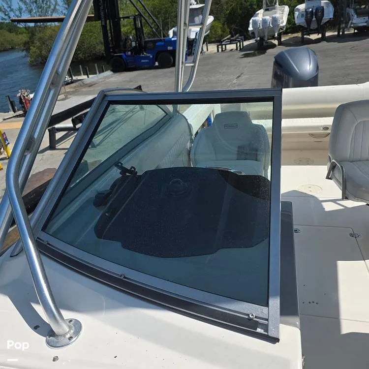 Slide: The Image of Robalo 247 2014 - 16381646