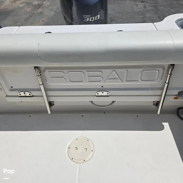 Slide: The Image of Robalo 247 2014 - 16381717