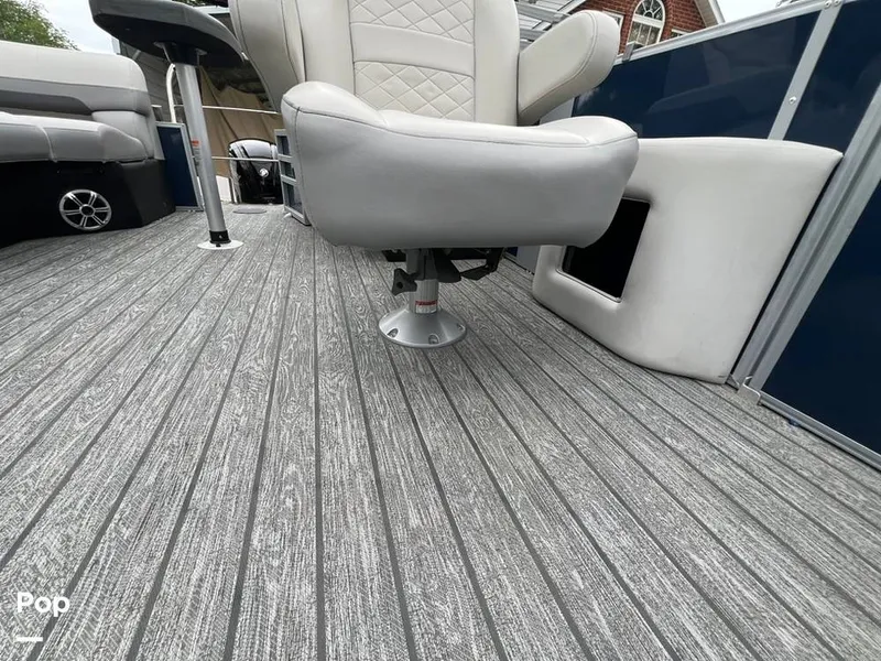 Slide: The Image of Lowe Super Sport 210 WT 2023 - 16400335