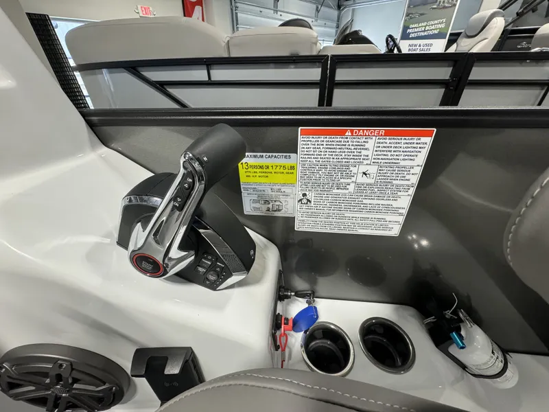 Slide: The Image of Sylvan S-5 2024 - 8