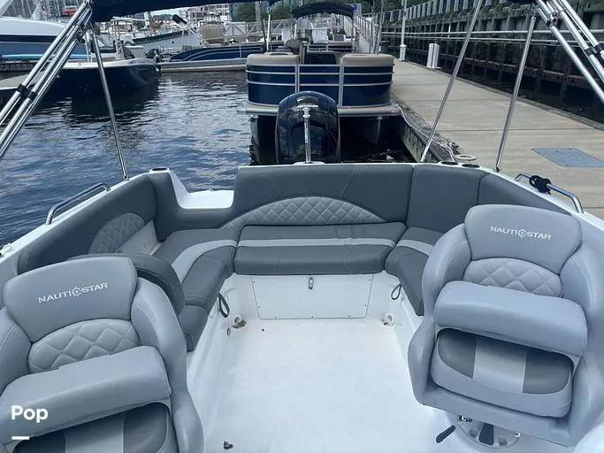 Slide: The Image of NauticStar 223 DC 2025 - 16373421