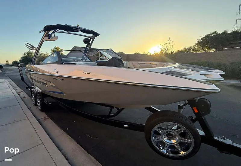Slide: The Image of Malibu 24MXZ 2014 - 16597315