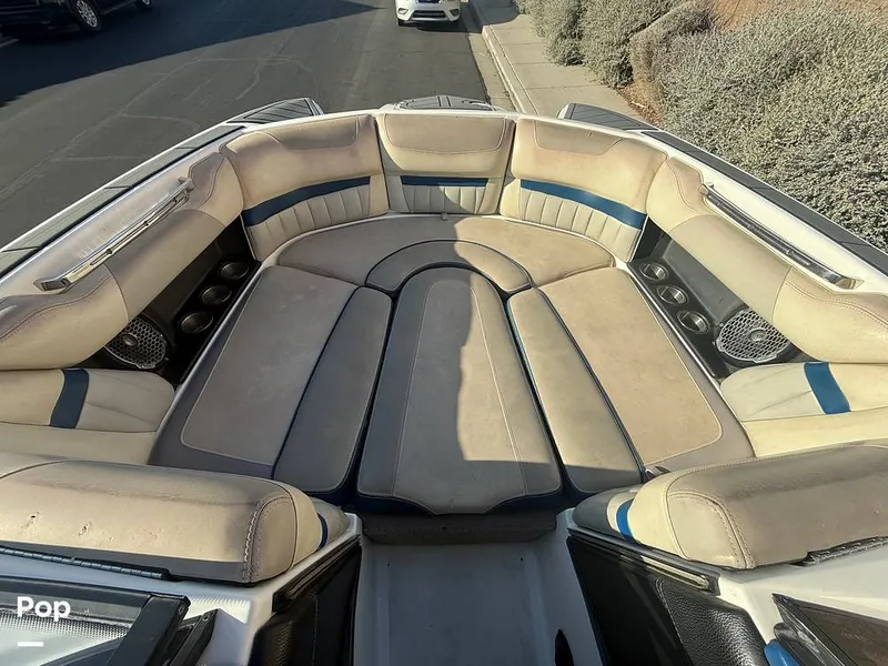 Slide: The Image of Bow Seating - 16596733